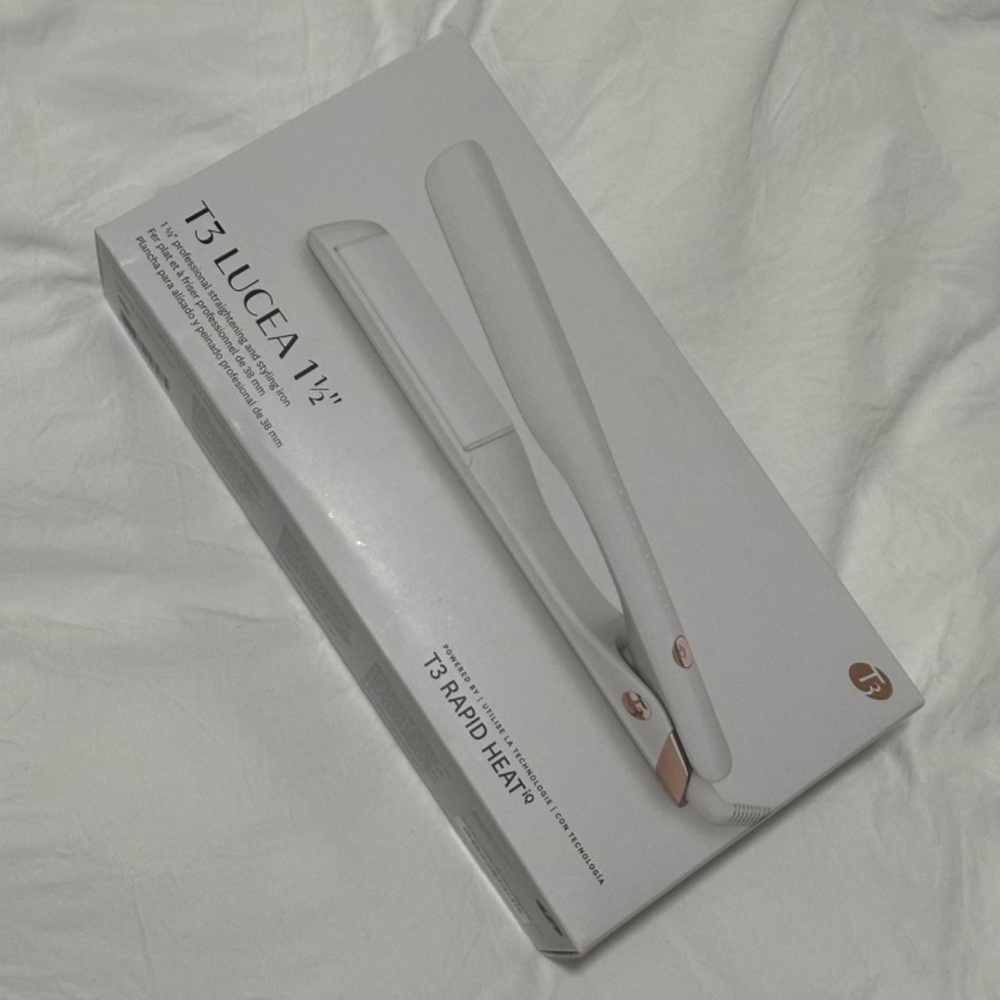 T3 Lucea 1.5" White Flat Iron